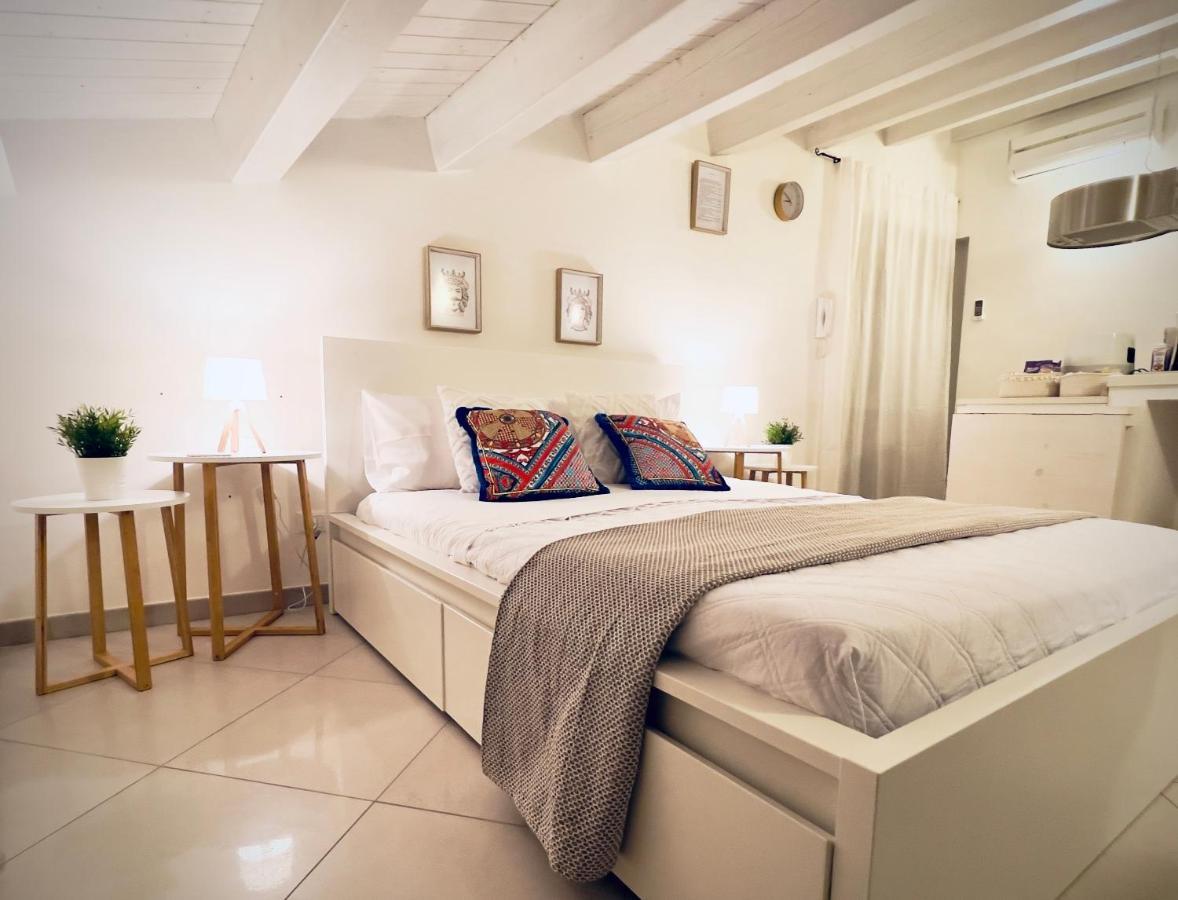Rooms 153 Principe Umberto 诺托 外观 照片