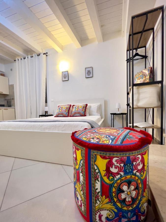Rooms 153 Principe Umberto 诺托 外观 照片