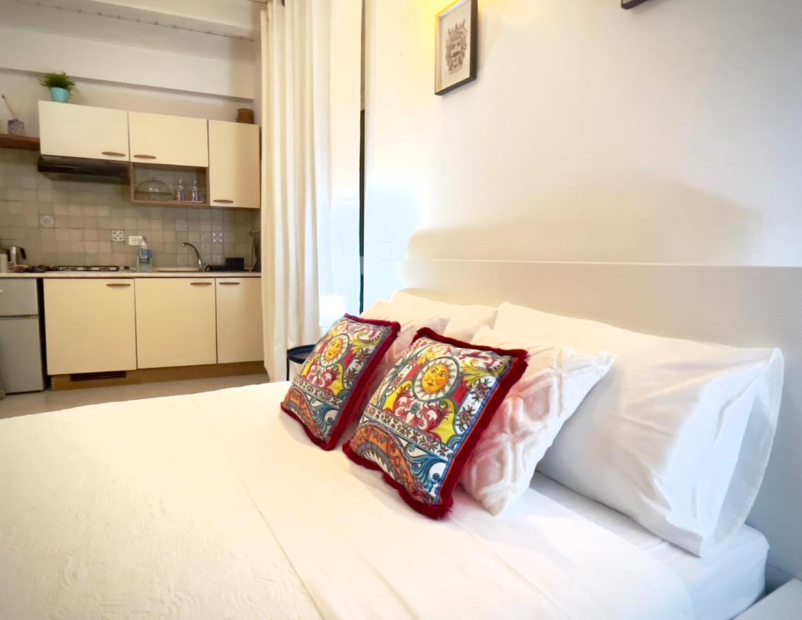 Rooms 153 Principe Umberto 诺托 外观 照片